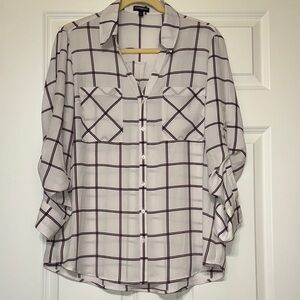 Express White and Black Notched Collar Button Down Shirt NWOT